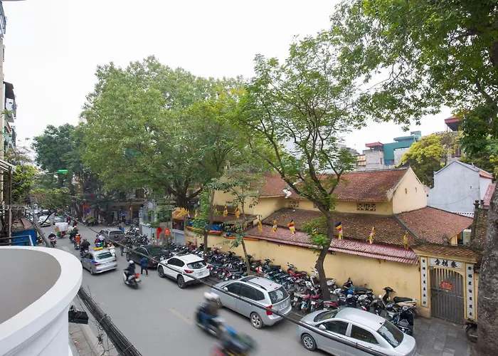 Golden Rooster Hotel